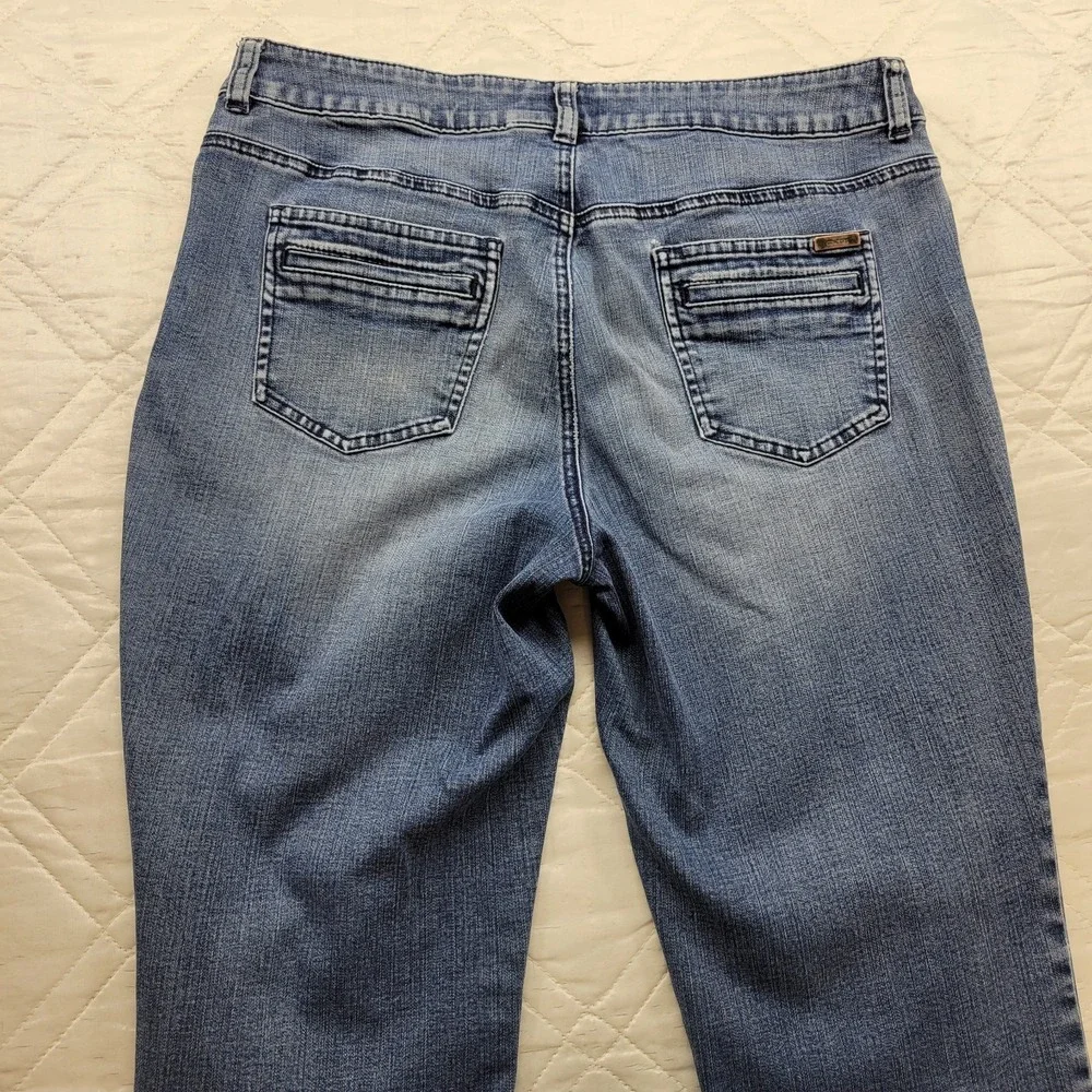 SO Slimming by chicos blue jeans size 1.5 waist 34